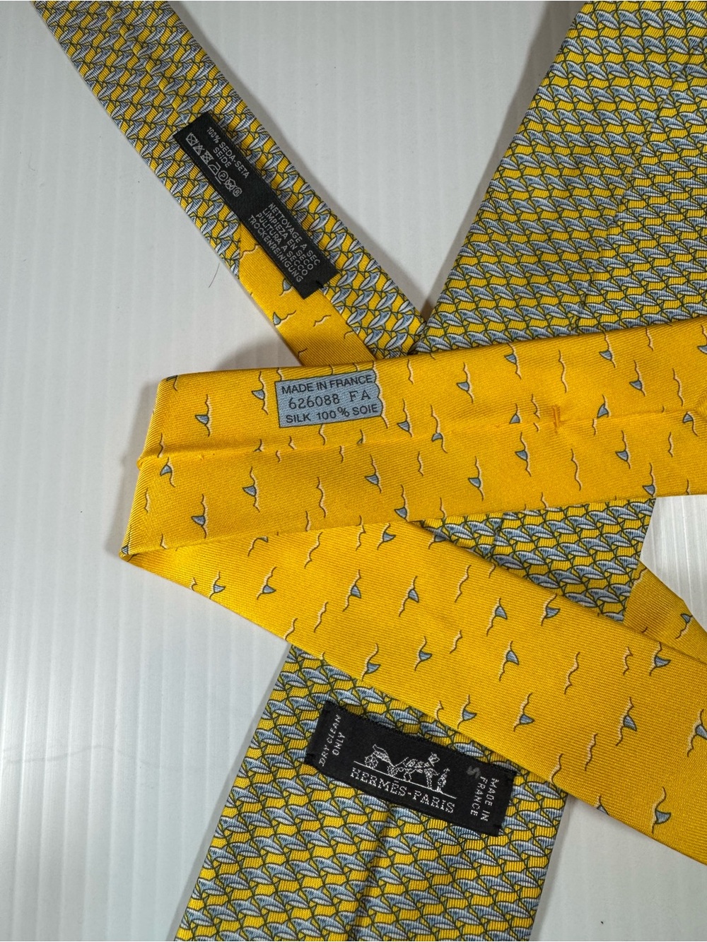 RARE JAUNE Hermes Paris Silk Tie “Grey Reef” blue/white shark motif. NWOT.